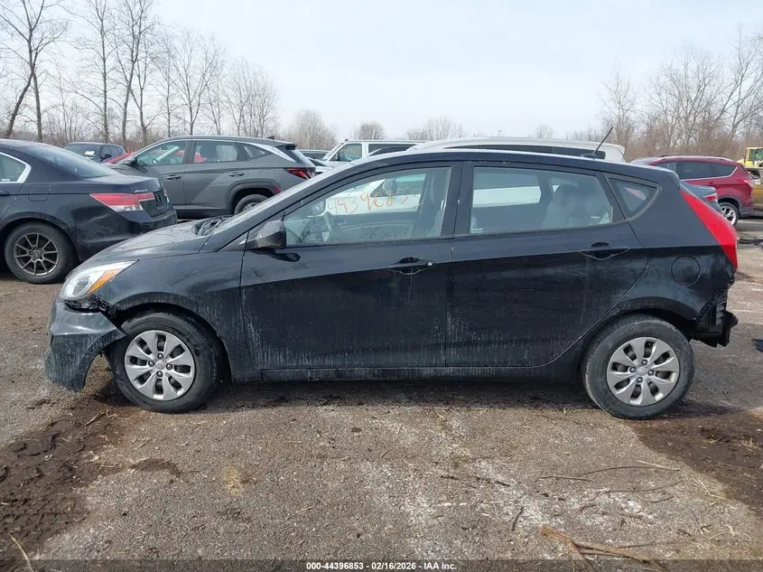 2015 HYUNDAI ACCENT GS