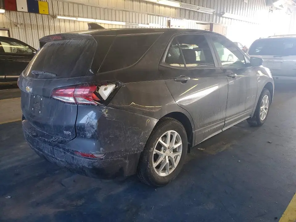 2022 CHEVROLET EQUINOX LS  