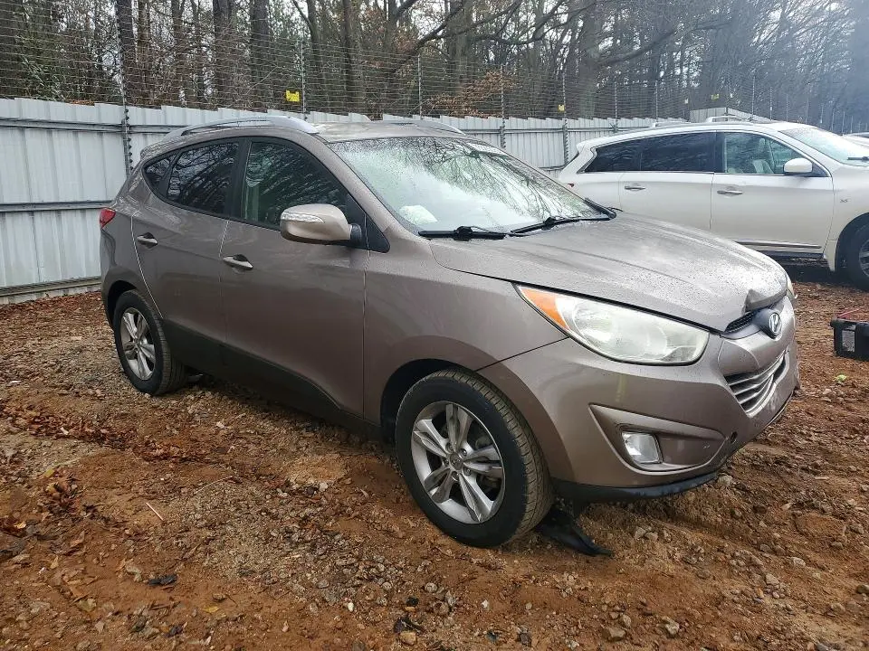2013 HYUNDAI TUCSON GLS  