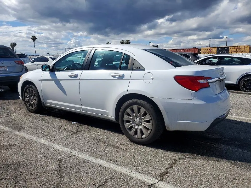 2014 CHRYSLER 200 LX  