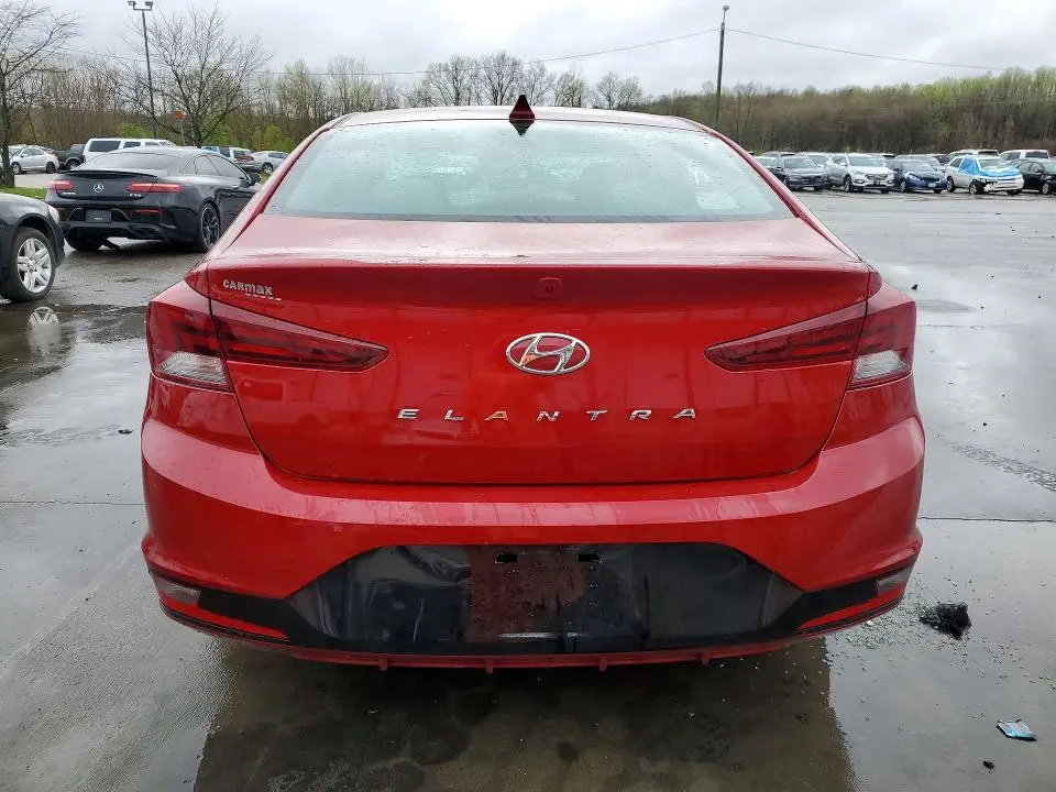 2020 HYUNDAI ELANTRA SEL  
