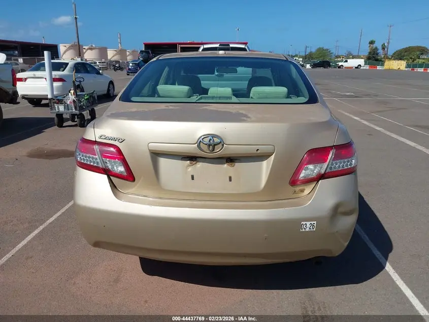 2010 TOYOTA CAMRY LE
