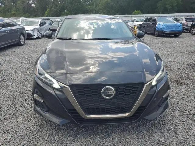 2022 NISSAN ALTIMA SR  