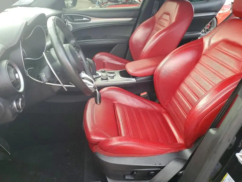 2022 ALFA ROMEO STELVIO TI  
