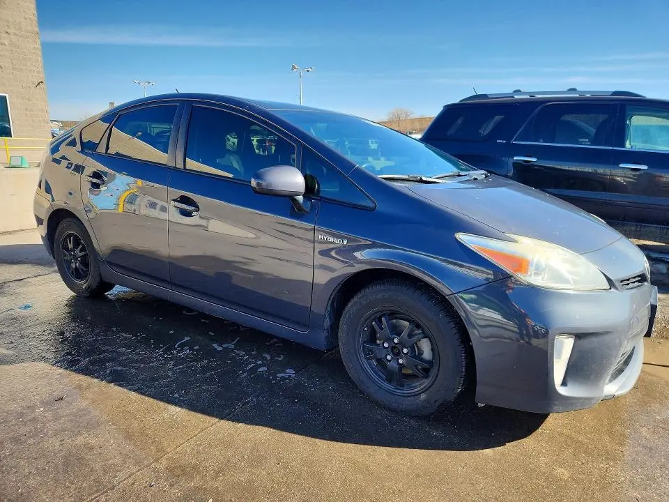 2013 TOYOTA PRIUS   