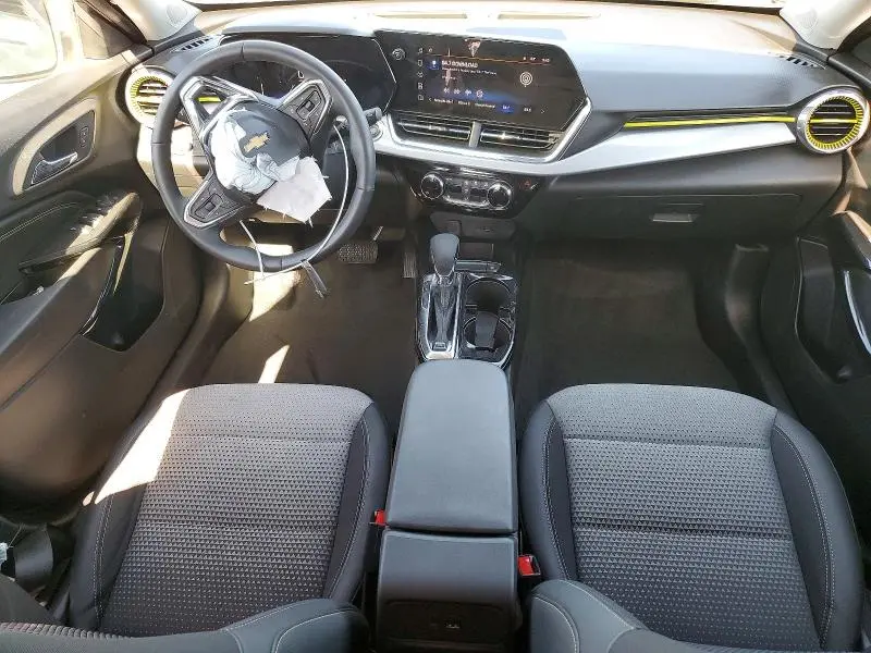2025 CHEVROLET TRAX 1LT  