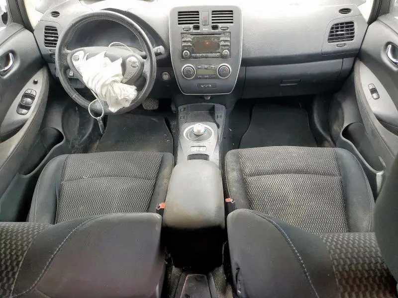 2015 NISSAN LEAF S  