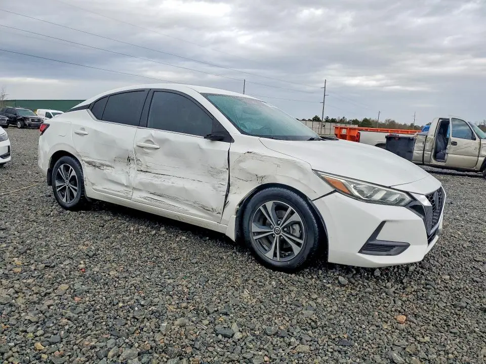 2022 NISSAN SENTRA SV  