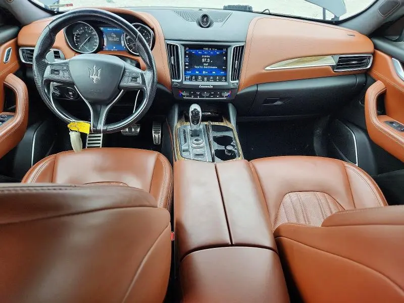 2017 MASERATI LEVANTE S SPORT  