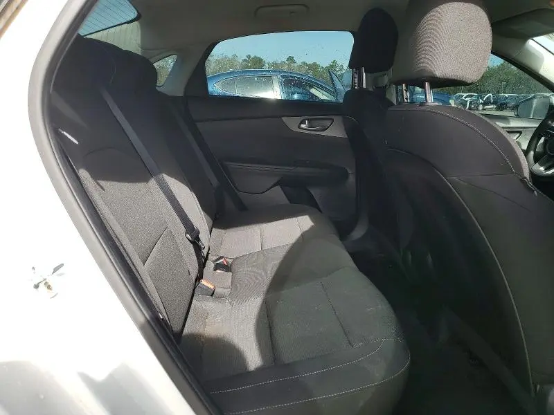 2019 KIA FORTE FE  