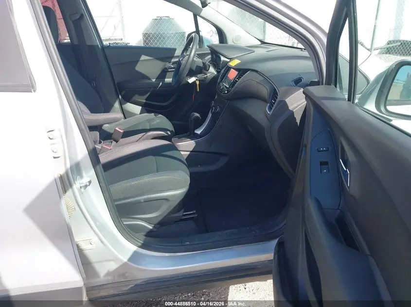 2017 CHEVROLET TRAX LS