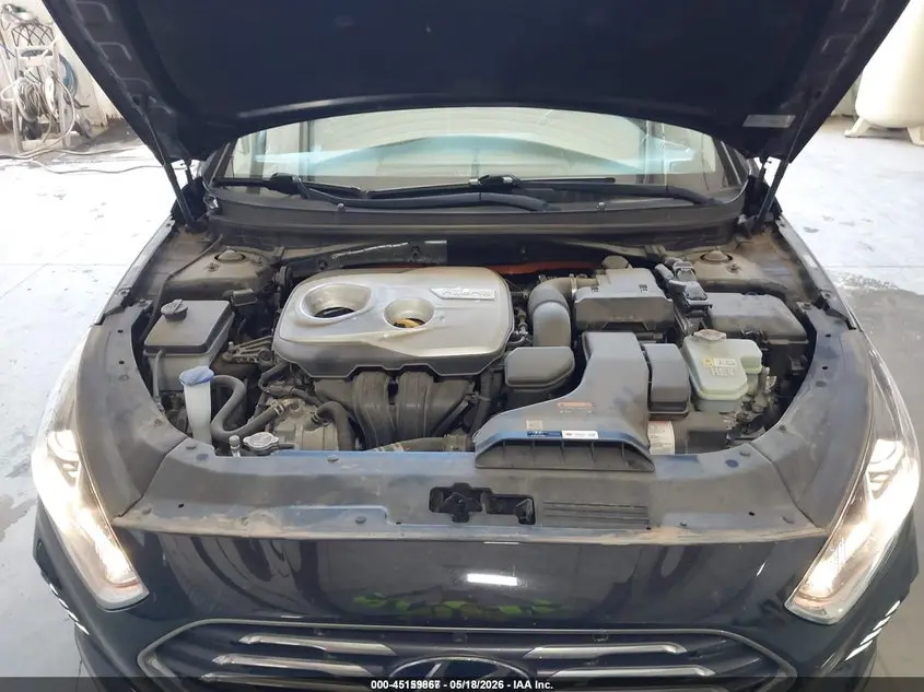 2018 HYUNDAI SONATA HYBRID SE