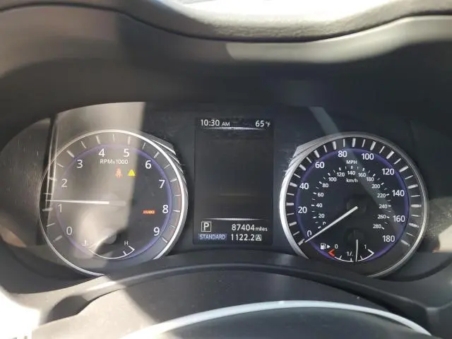 2018 INFINITI Q50 LUXE  