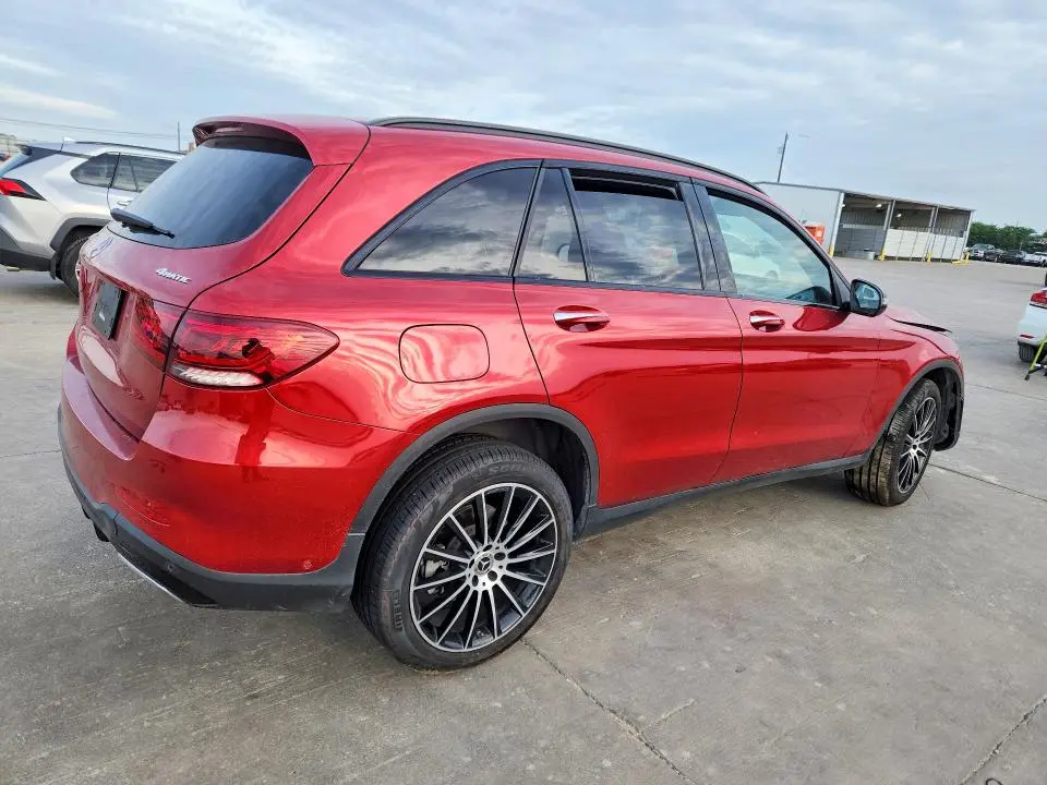 2021 MERCEDES-BENZ GLC 300 4MATIC  