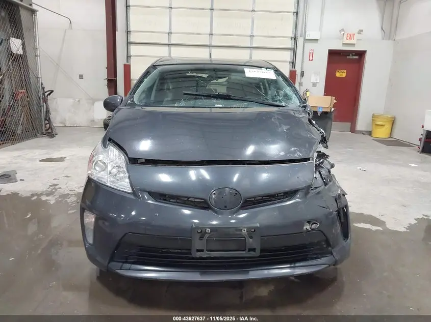 2015 TOYOTA PRIUS TWO