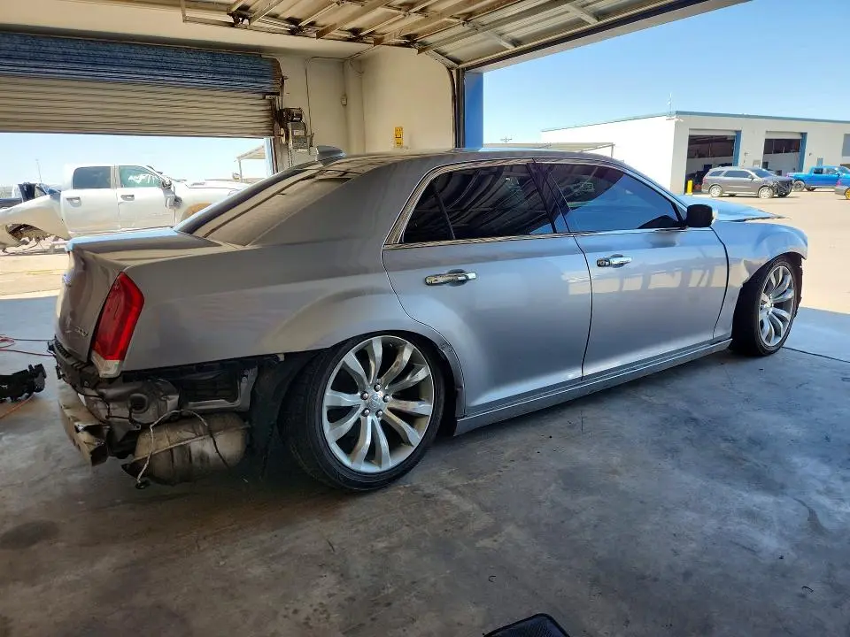 2018 CHRYSLER 300 LIMITED  