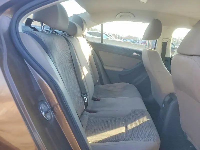 2014 VOLKSWAGEN JETTA BASE  