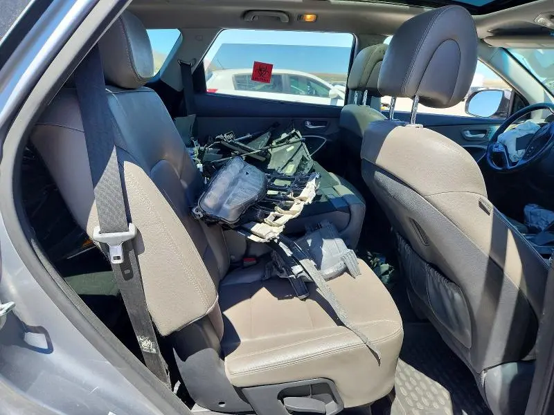2017 HYUNDAI SANTA FE SE ULTIMATE  