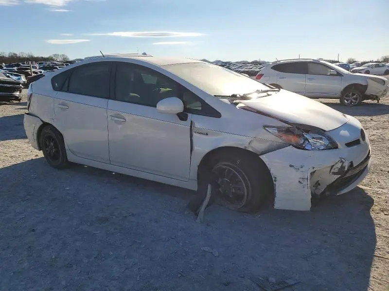 2015 TOYOTA PRIUS   