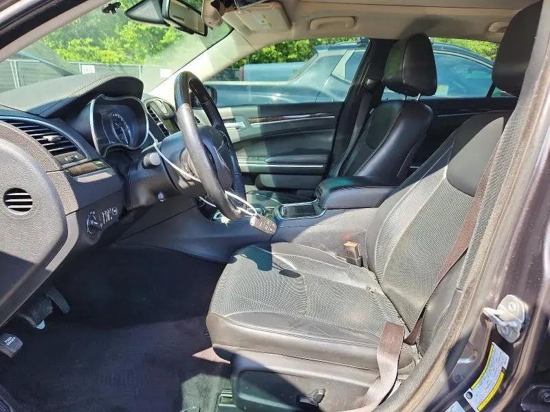 2017 CHRYSLER 300C   