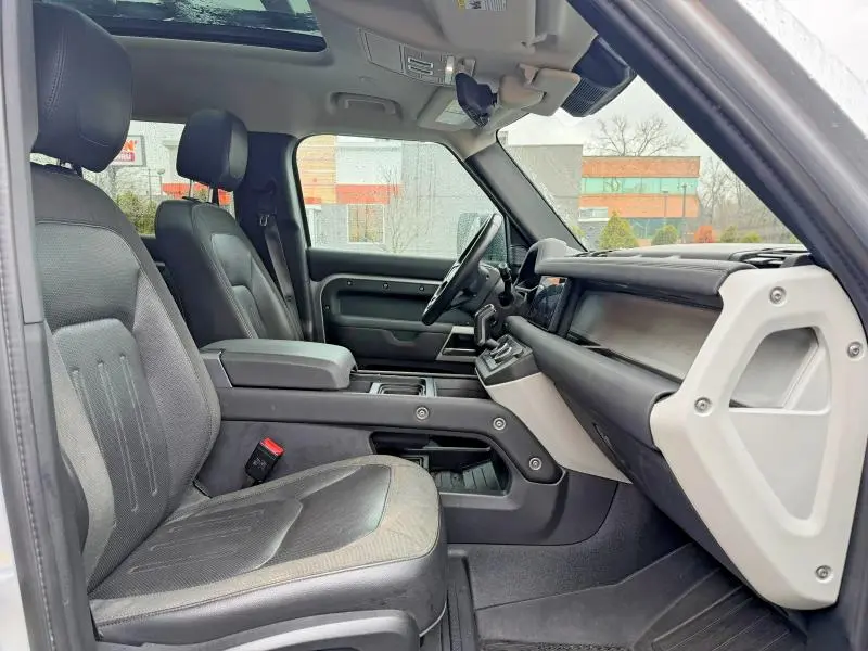 2020 LAND ROVER DEFENDER 110 1ST EDITION  