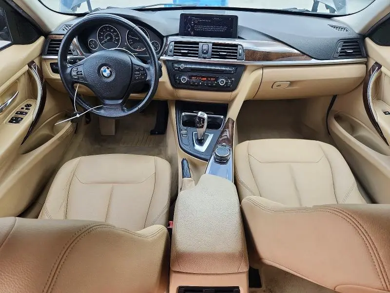 2015 BMW 320 I  