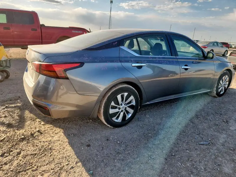 2023 NISSAN ALTIMA S  