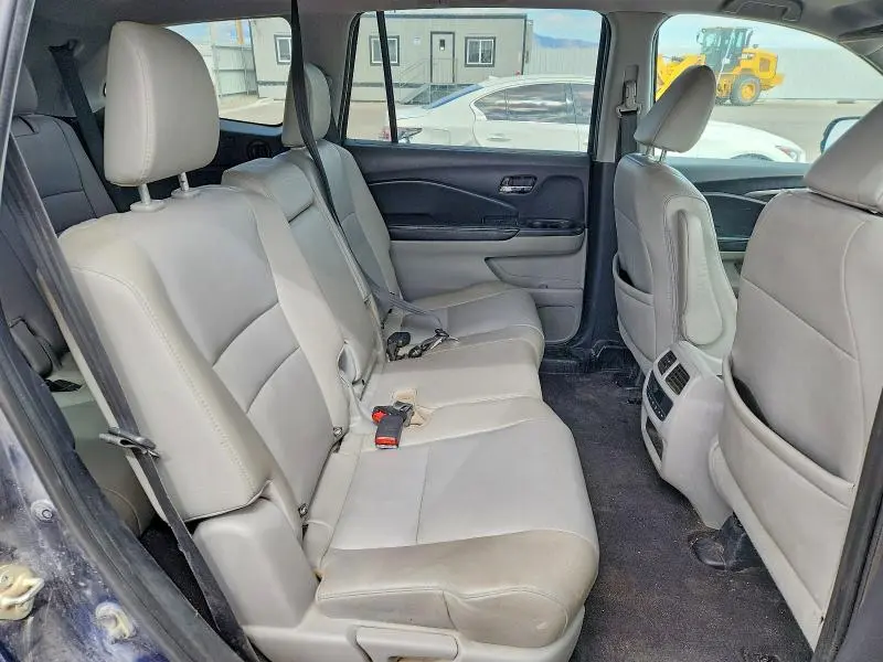 2017 HONDA PILOT   