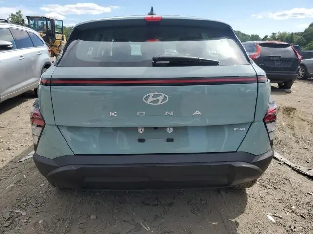 2024 HYUNDAI KONA SE  