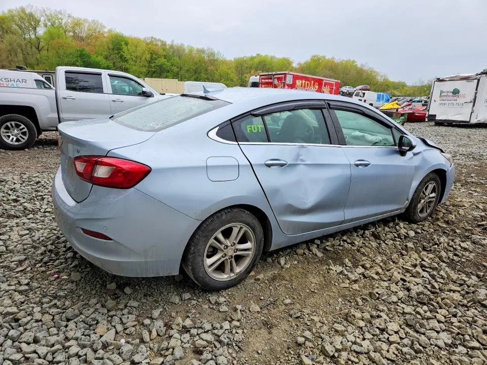 2018 CHEVROLET CRUZE LT  