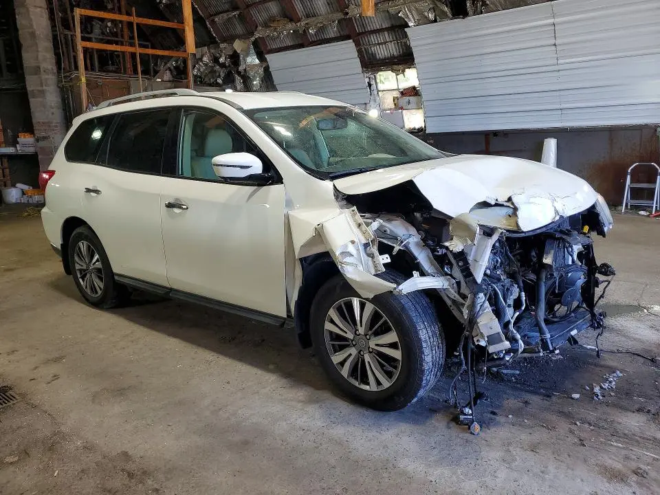 2019 NISSAN PATHFINDER SL  
