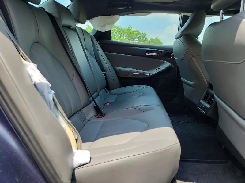 2021 TOYOTA AVALON XLE  