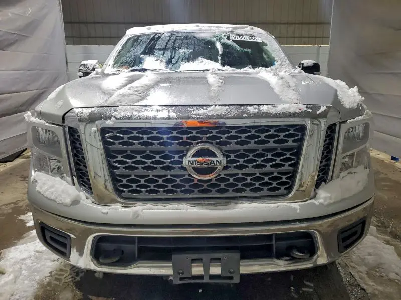 2018 NISSAN TITAN S  