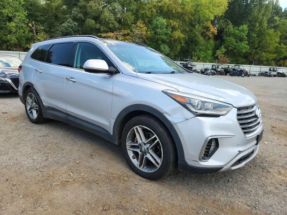 2017 HYUNDAI SANTA FE SE ULTIMATE  