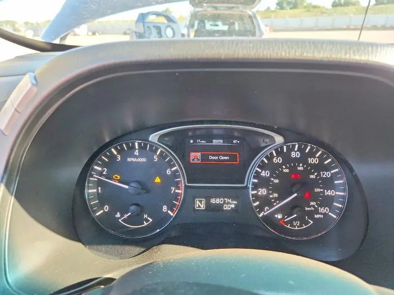 2014 NISSAN PATHFINDER S  