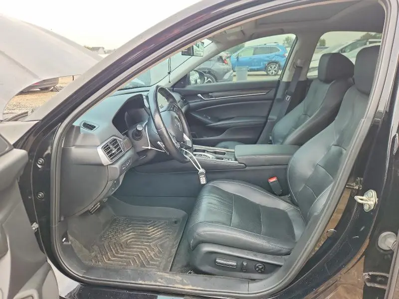2019 HONDA ACCORD TOURING  