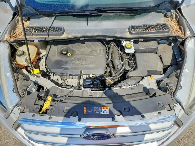 2017 FORD ESCAPE SE  