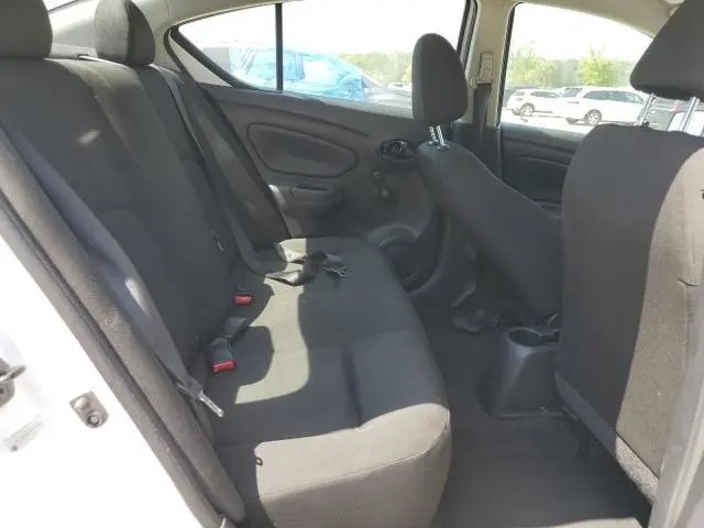 2018 NISSAN VERSA S