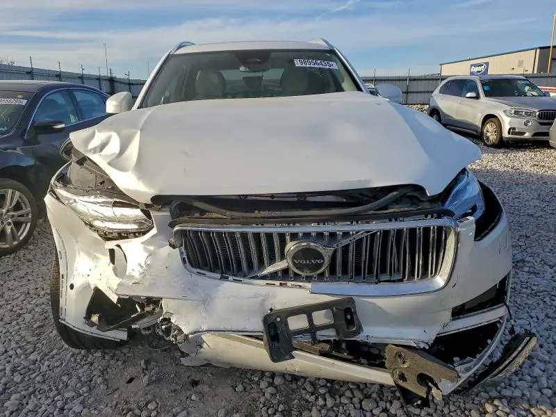 2024 VOLVO XC90 PLUS  