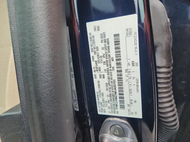 2021 FORD ESCAPE SE  