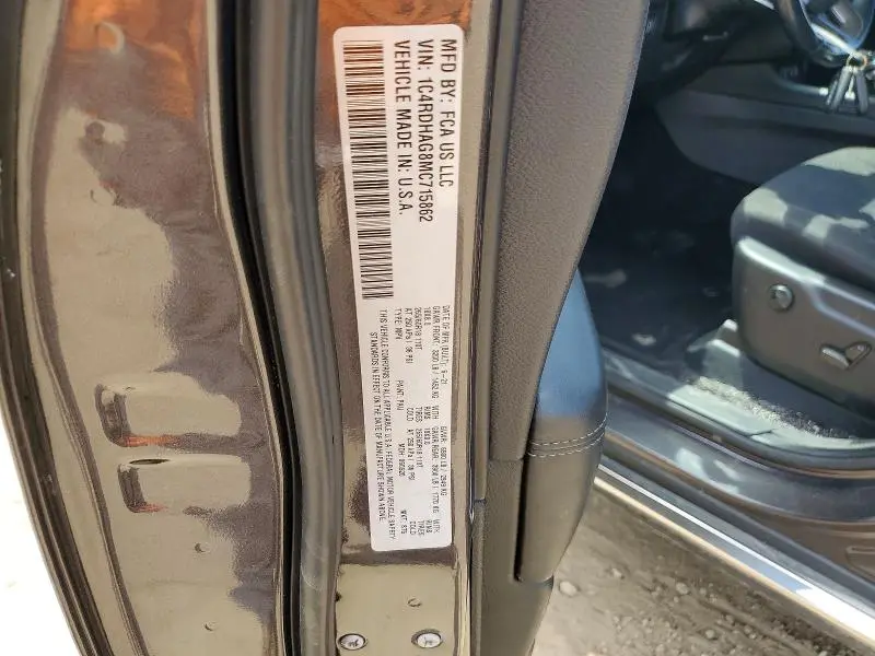 2021 DODGE DURANGO SXT  