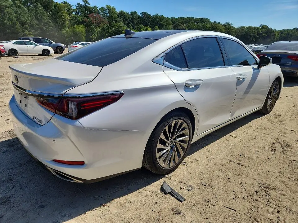 2024 LEXUS ES 350 ULTRA LUXURY  