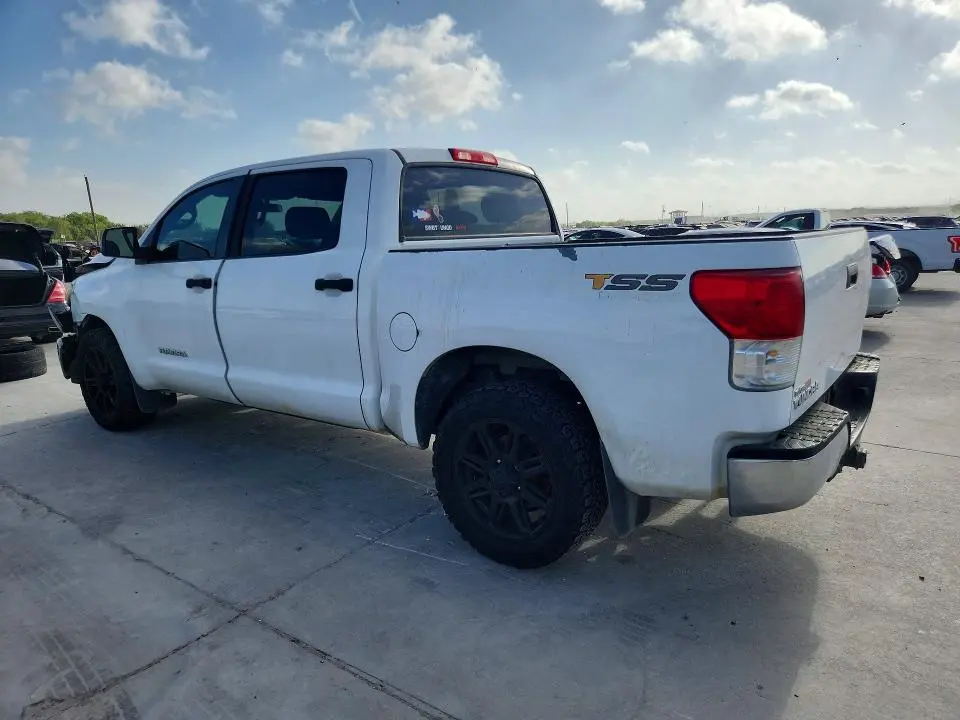 2013 TOYOTA TUNDRA CREWMAX SR5  