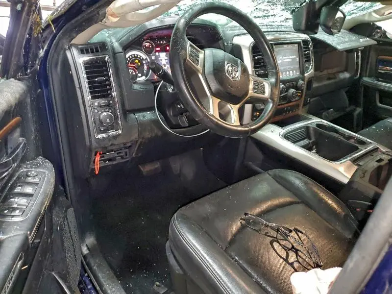 2016 RAM 1500 LARAMIE  