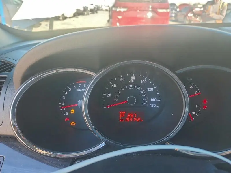 2012 KIA SORENTO BASE  