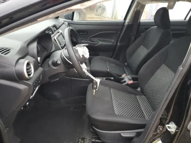 2022 NISSAN VERSA S  
