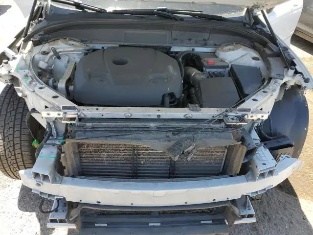 2021 VOLVO XC60 T5 MOMENTUM  