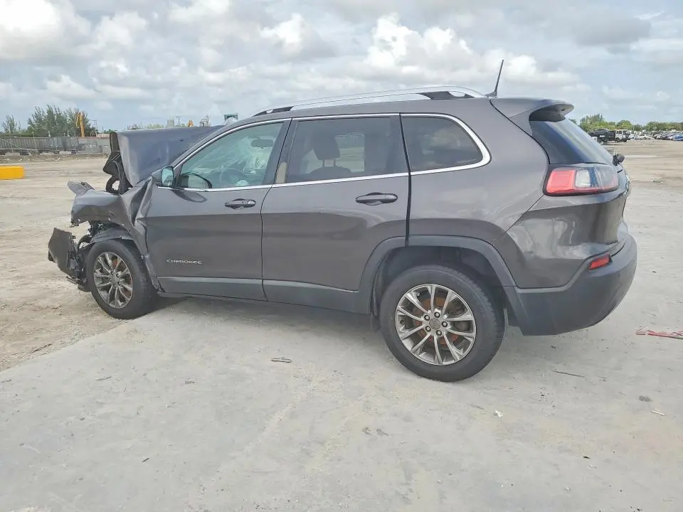 2019 JEEP CHEROKEE LATITUDE PLUS  