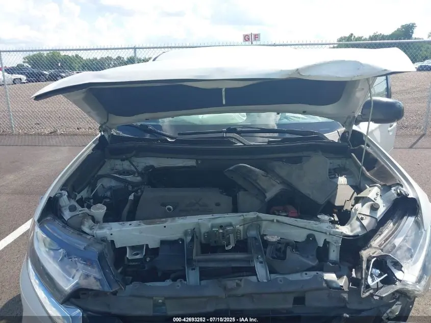 2020 MITSUBISHI OUTLANDER ES