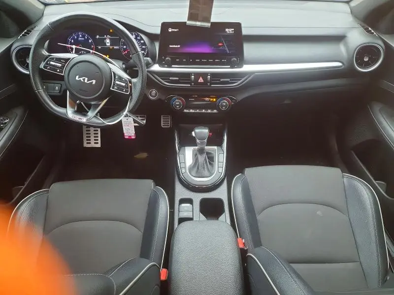 2022 KIA FORTE GT LINE  